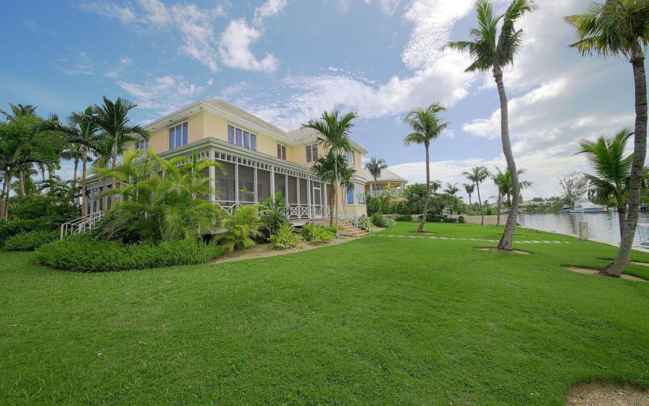2. Single Family Homes for Sale at Lyford Cay, Nassau and Paradise Island Bahamas