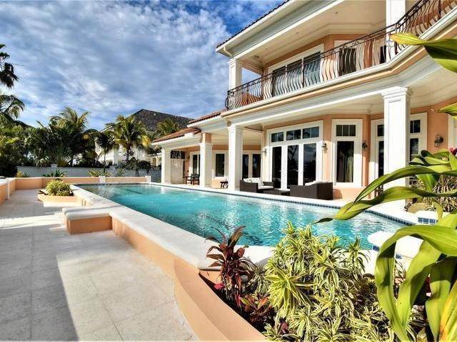 11. Single Family Homes for Sale at Ocean Club Estates, Paradise Island, Nassau and Paradise Island Bahamas