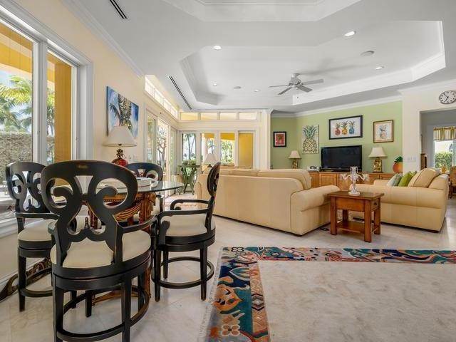 6. Single Family Homes for Sale at Ocean Club Estates, Paradise Island, Nassau and Paradise Island Bahamas