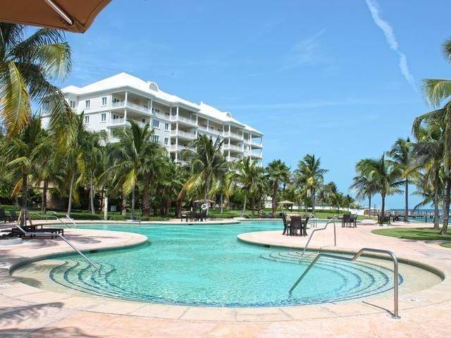 9. Condominiums for Sale at Ocean Club Estates, Paradise Island, Nassau and Paradise Island Bahamas
