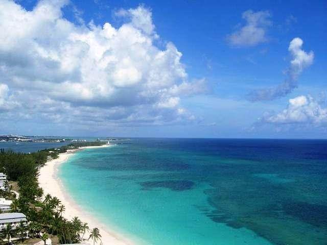 7. Condominiums for Sale at The Reef At Atlantis, Paradise Island, Nassau and Paradise Island Bahamas