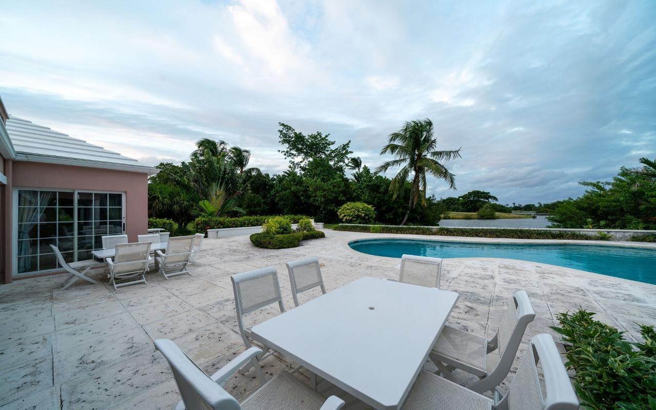 13. Single Family Homes for Sale at Lyford Cay, Nassau and Paradise Island Bahamas