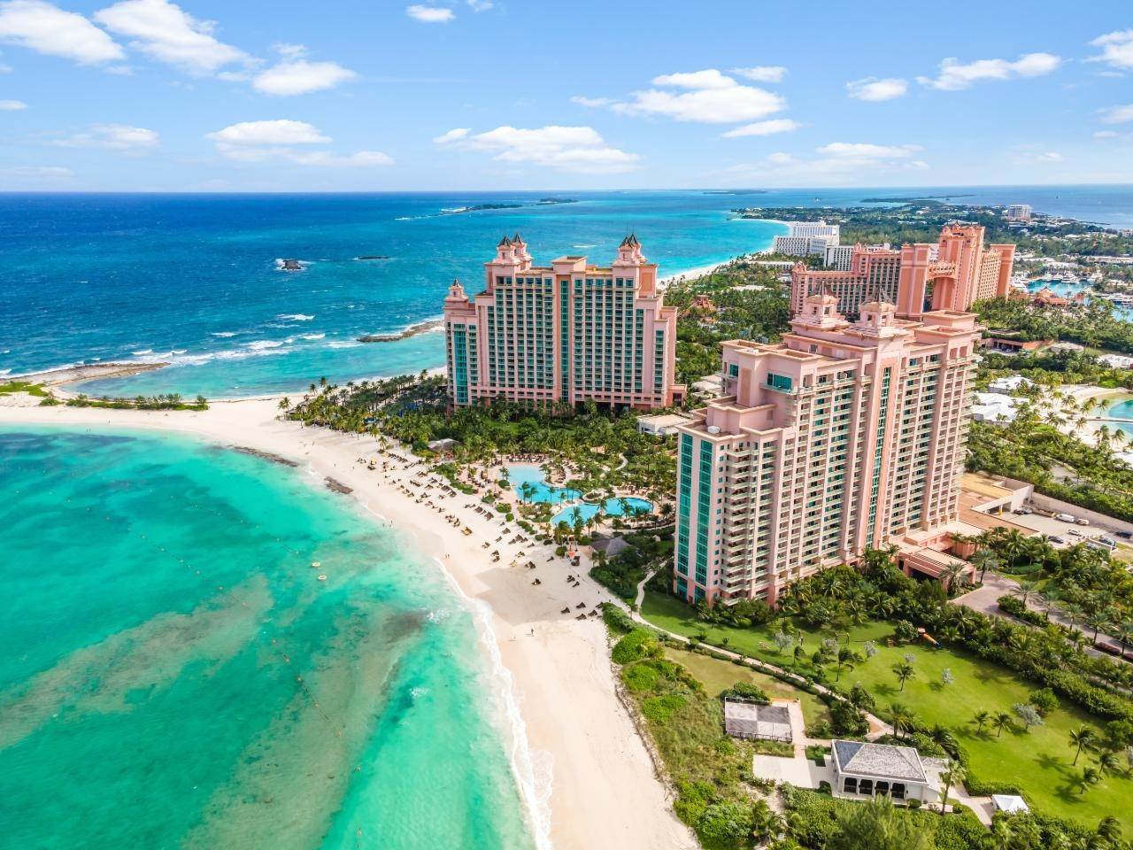 16. Condominiums for Sale at The Reef At Atlantis, Paradise Island, Nassau and Paradise Island Bahamas