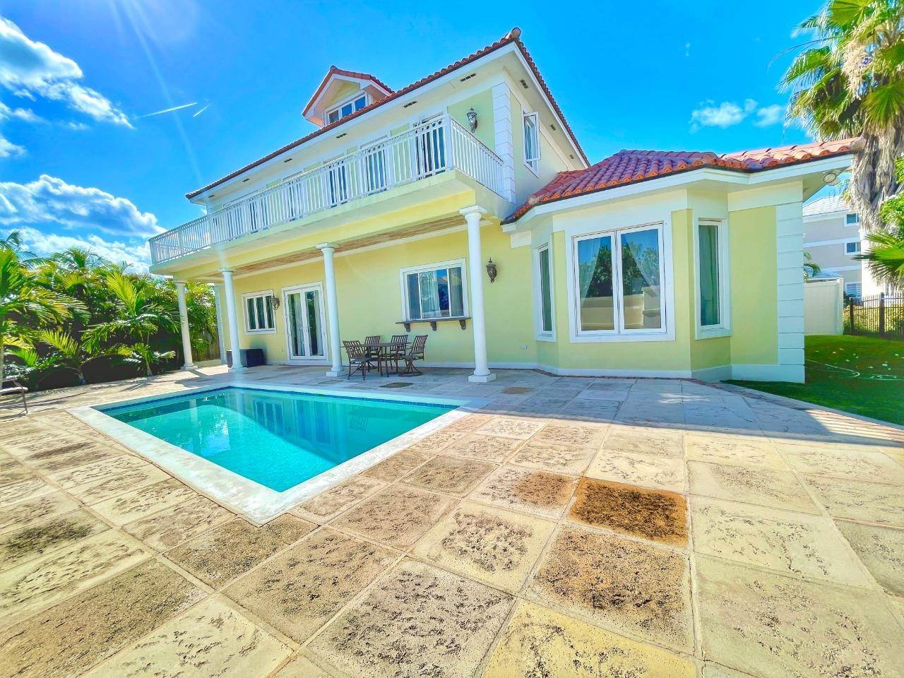 Single Family Homes for Sale at Palatial Estates, Paradise Island, Nassau and Paradise Island Bahamas