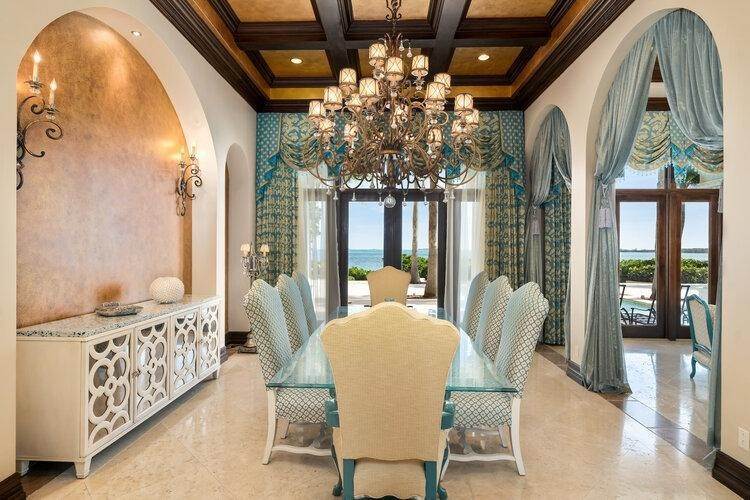 7. Single Family Homes for Sale at Ocean Club Estates, Paradise Island, Nassau and Paradise Island Bahamas