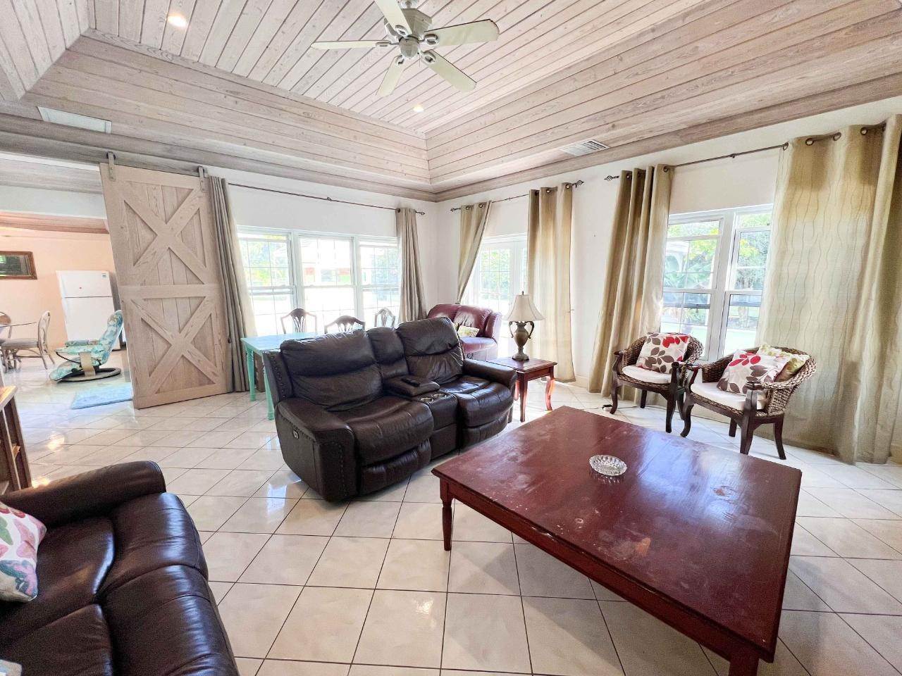 14. Single Family Homes for Sale at Lyford Cay, Nassau and Paradise Island Bahamas