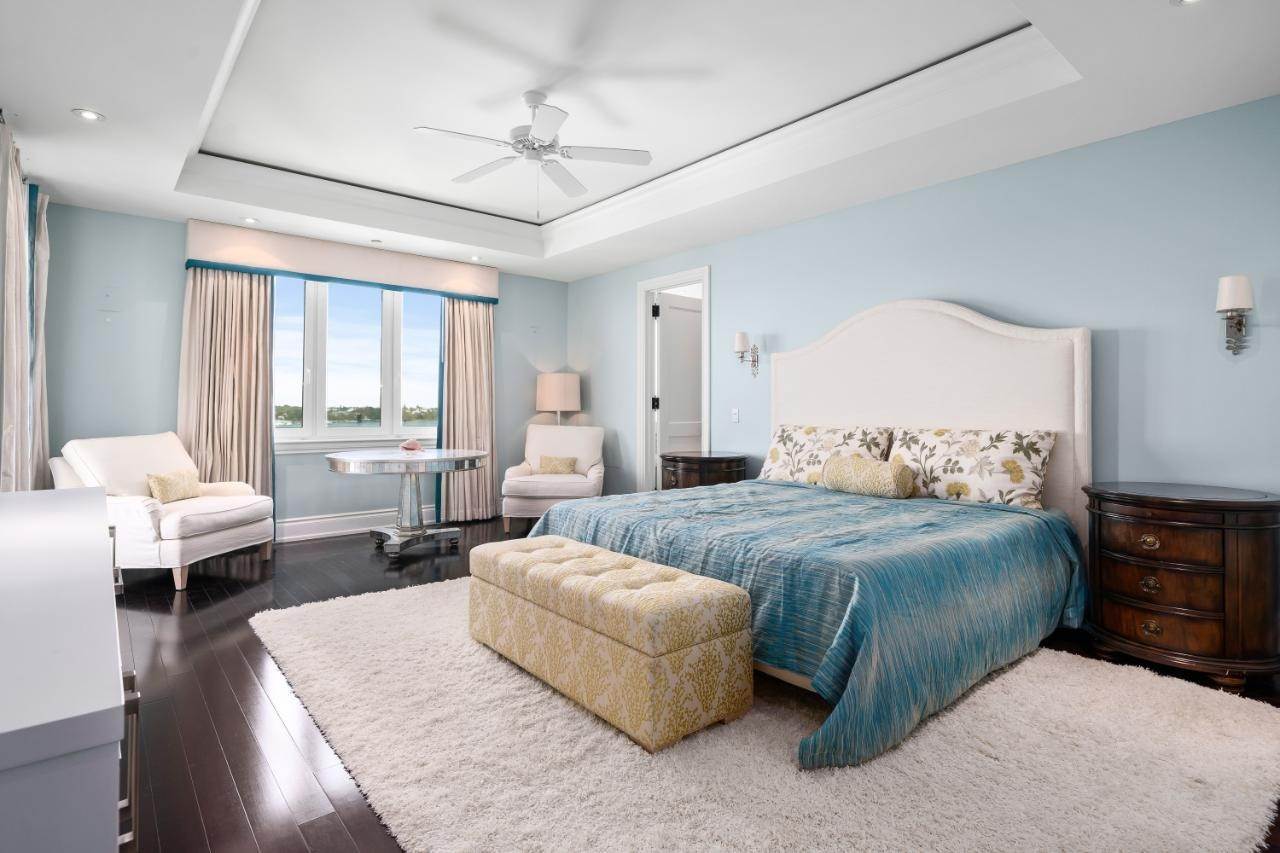 13. Condominiums for Sale at Ocean Club Estates, Paradise Island, Nassau and Paradise Island Bahamas