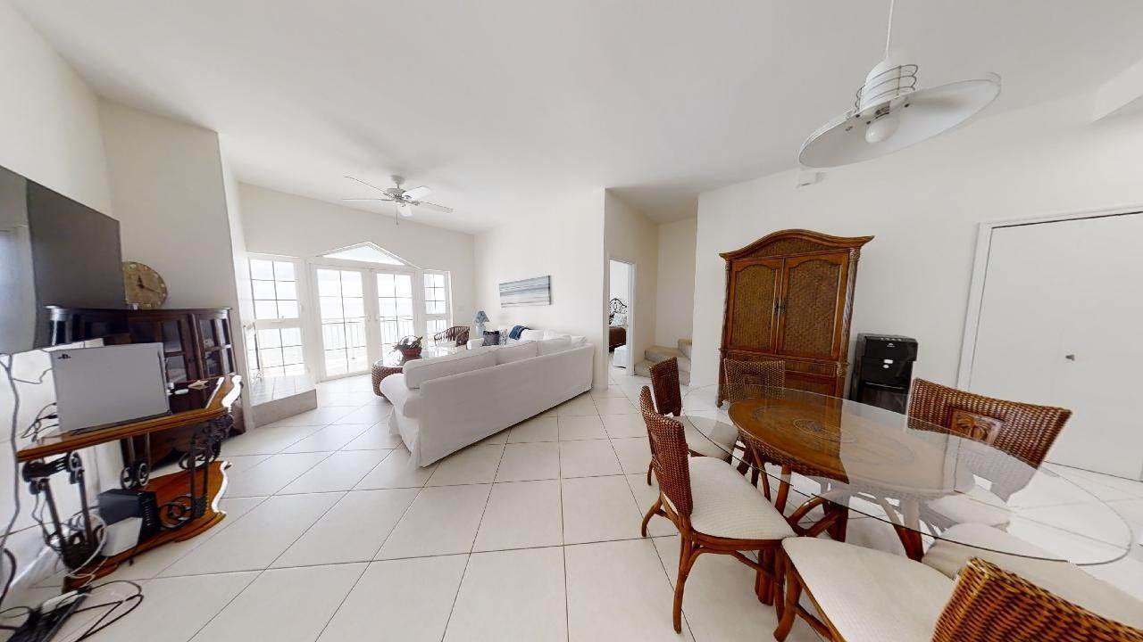 Condominiums à Royall Beach Estates, South Ocean, New Providence/Nassau Bahamas