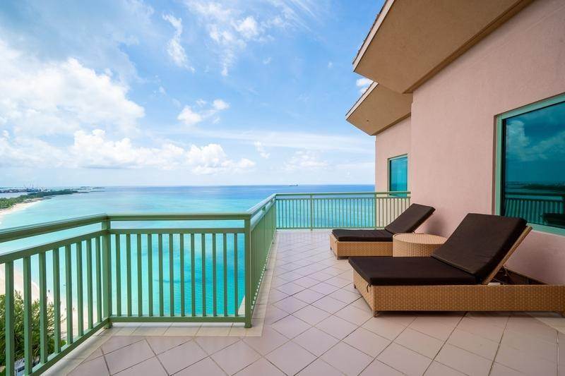 16. Condominiums for Sale at Paradise Island, Nassau and Paradise Island Bahamas