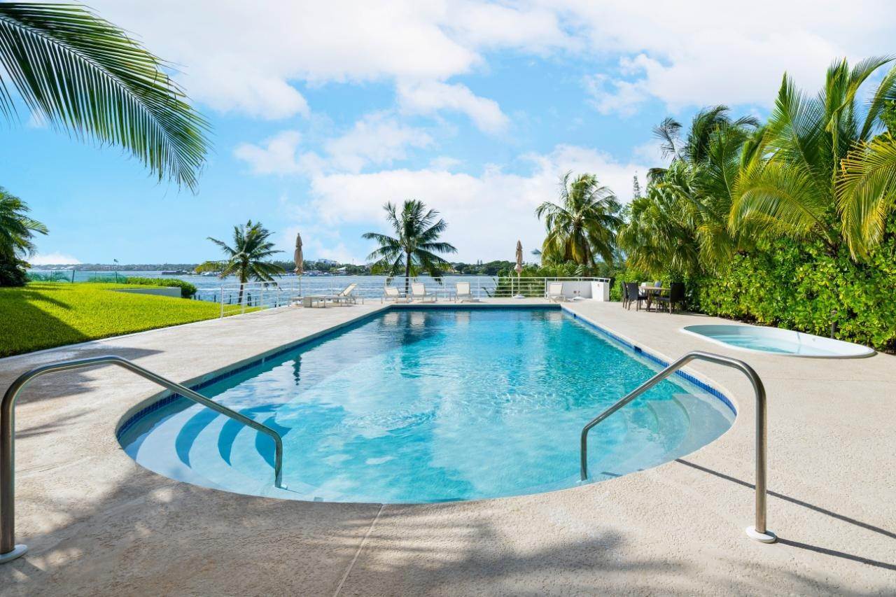 5. Condominiums for Sale at Havenview, Paradise Island, Nassau and Paradise Island Bahamas
