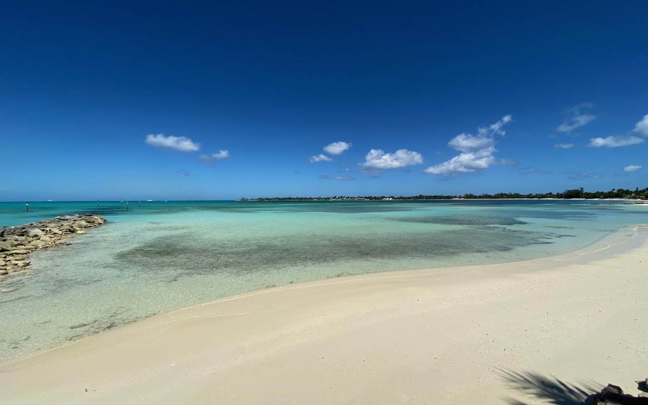 5. Lots / Acreage for Sale at Lyford Cay, Nassau and Paradise Island Bahamas
