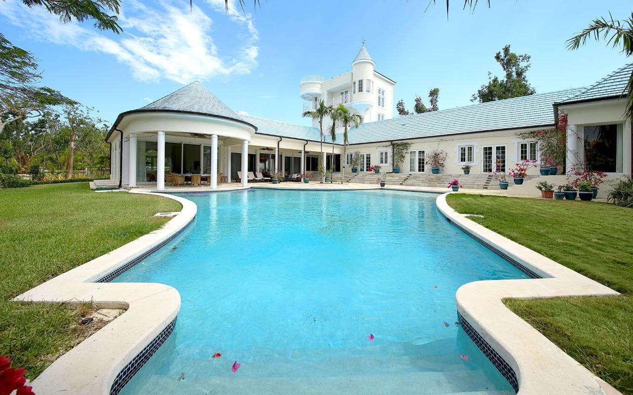 Single Family Homes at Lyford Cay, Nassau and Paradise Island Bahamas