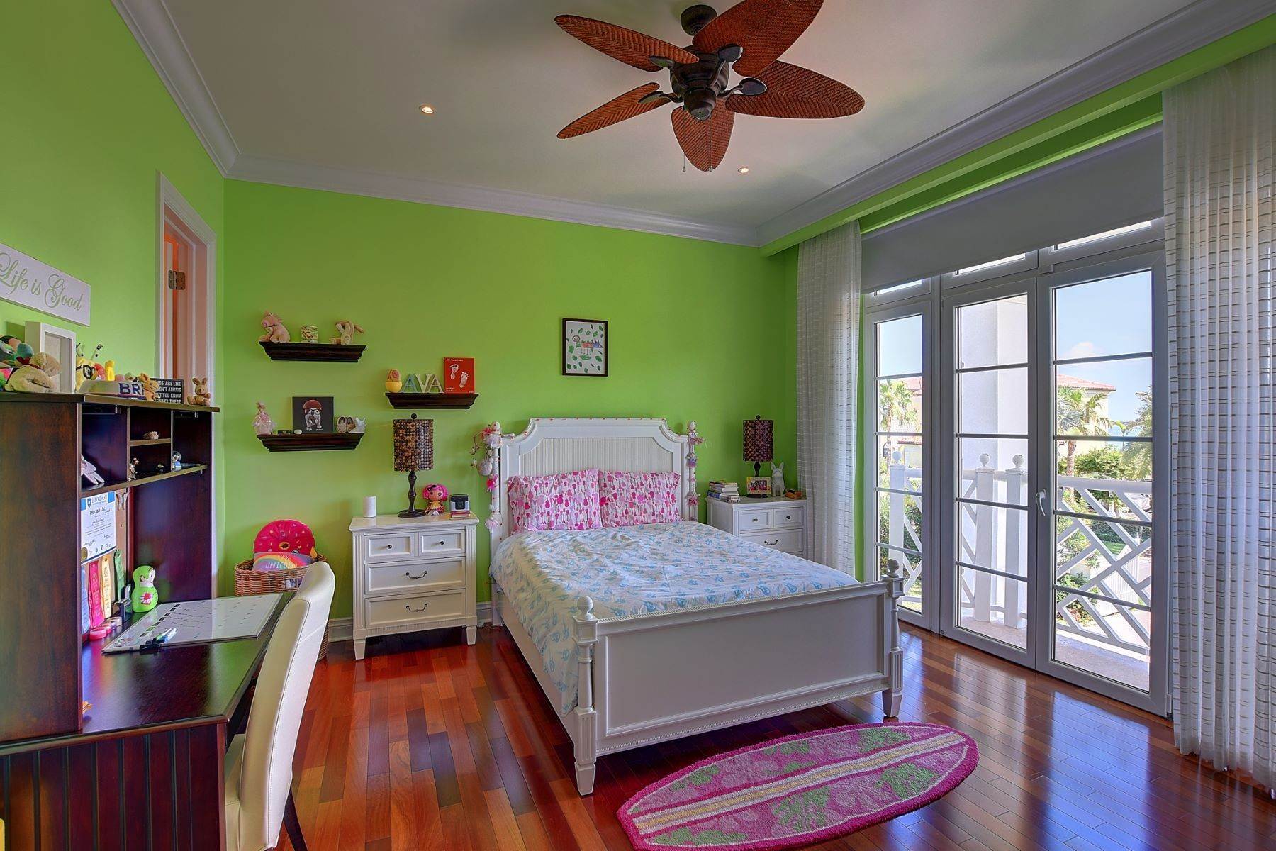 25. Single Family Homes for Sale at Ocean Club Estates, Paradise Island, Nassau and Paradise Island Bahamas