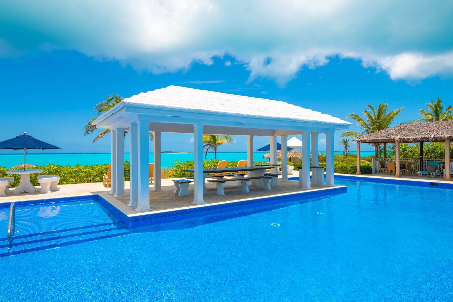 4. Vacation Rentals for Sale at Sandy Blue in Pretty Molly Bay Little Exuma, Exuma Bahamas