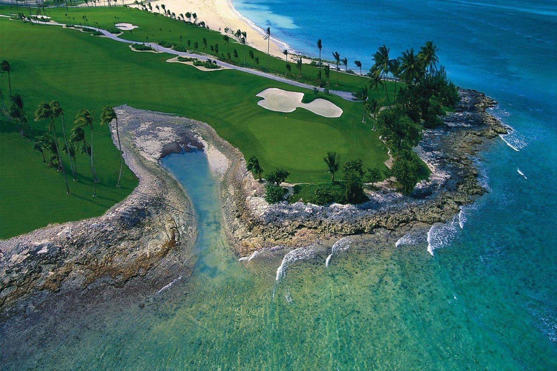 14. Condominiums for Sale at The Reef, 21-922 Paradise Island, Nassau and Paradise Island Bahamas