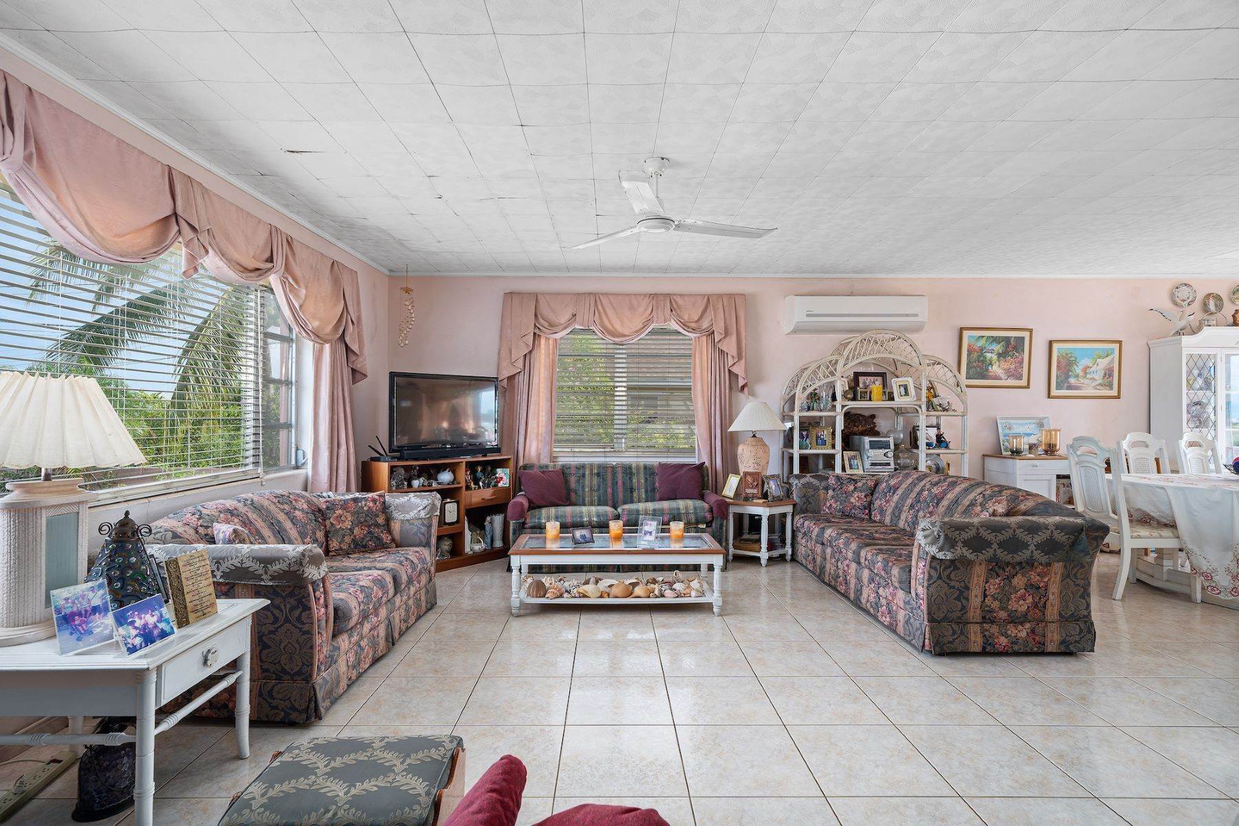 4. Single Family Homes for Sale at Blair Estates, Eastern Road, Nassau and Paradise Island Bahamas