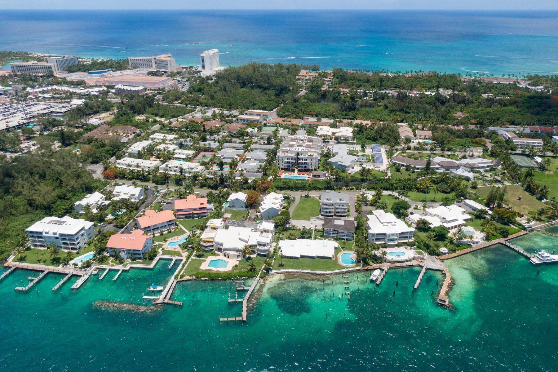 21. Condominiums for Sale at Penthouse 5 at Thirty Six Thirty Six, Paradise Island, Nassau and Paradise Island Bahamas