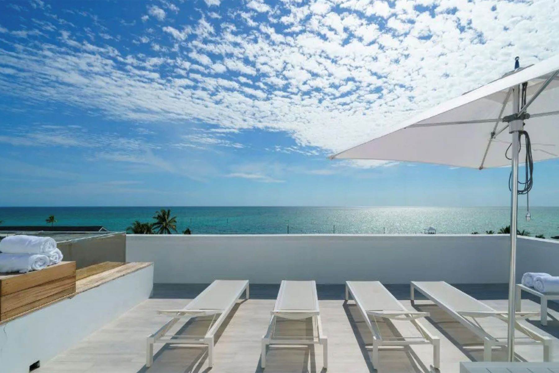 Condominiums for Sale at Palm Cay, Yamacraw, Nassau and Paradise Island Bahamas