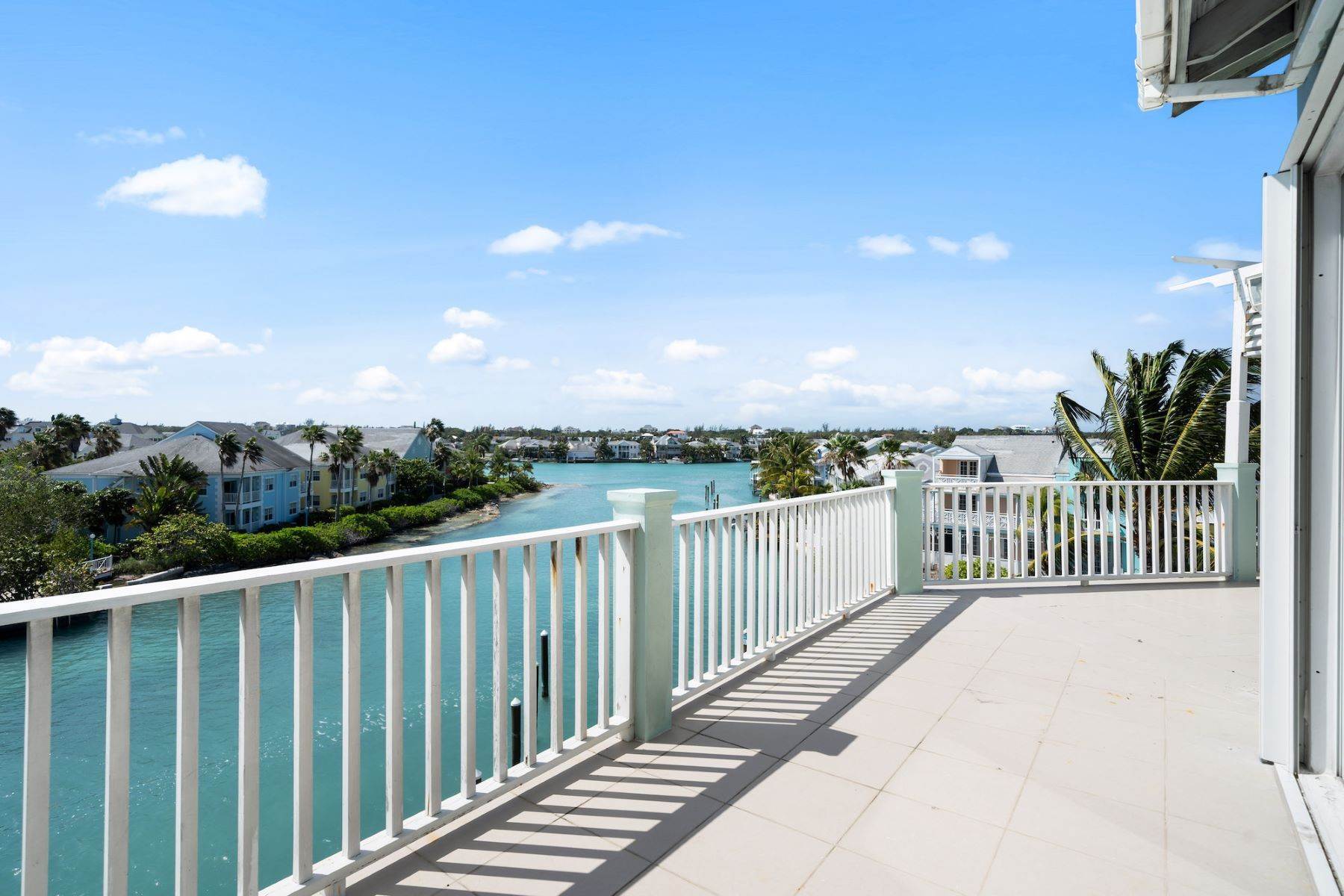 Condominiums for Sale at Sandyport, Cable Beach, Nassau and Paradise Island Bahamas