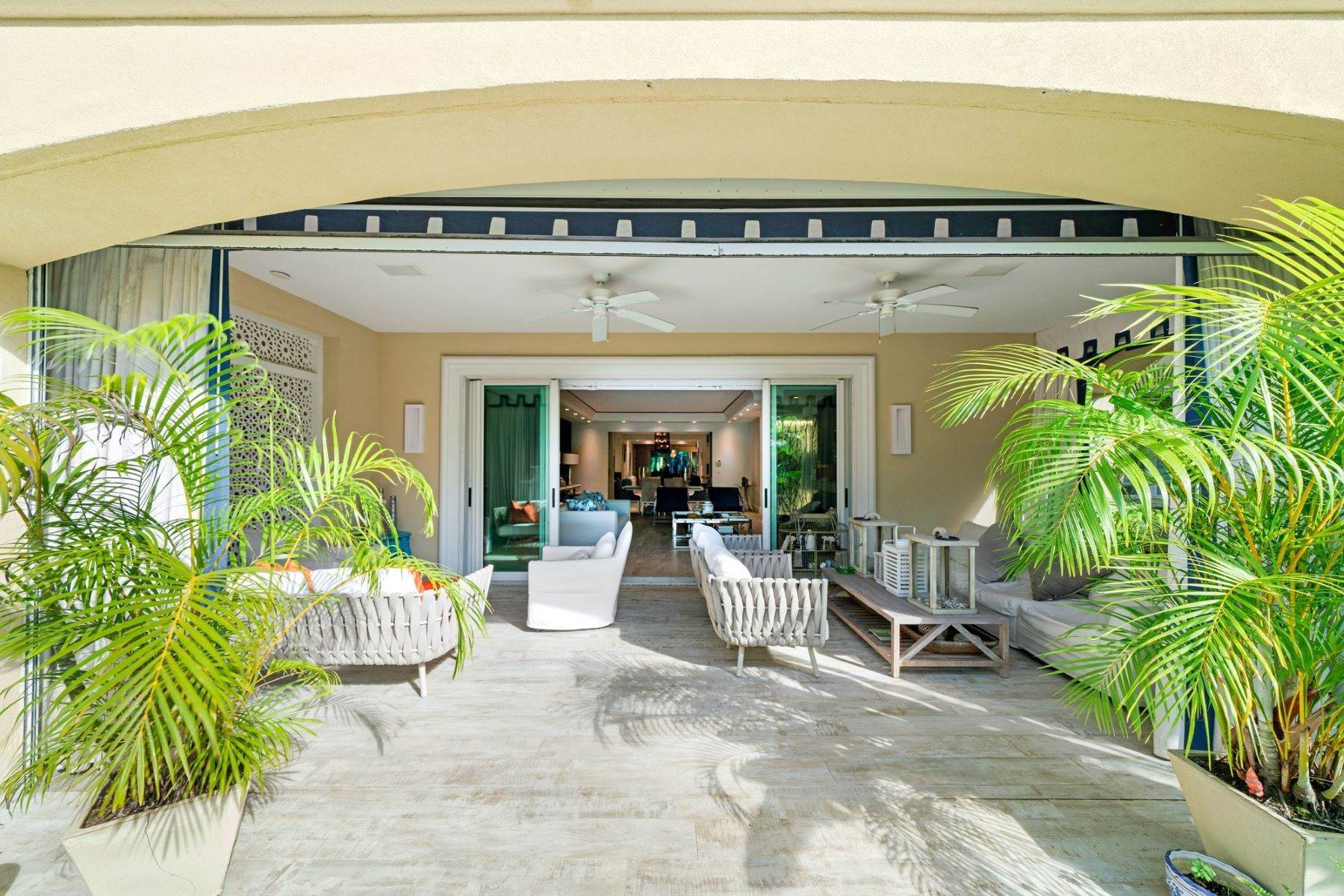 9. Condominiums for Sale at Lyford Cay, Nassau and Paradise Island Bahamas