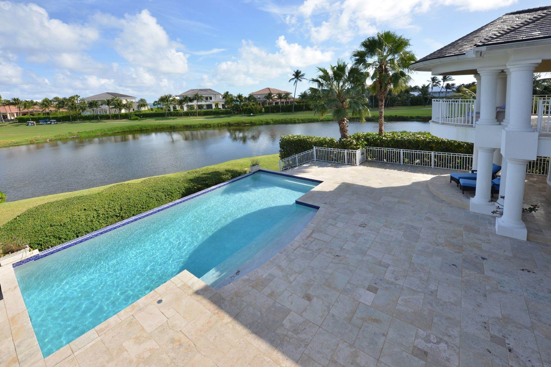 29. Single Family Homes at Ocean Club Estates, Paradise Island, Nassau and Paradise Island Bahamas