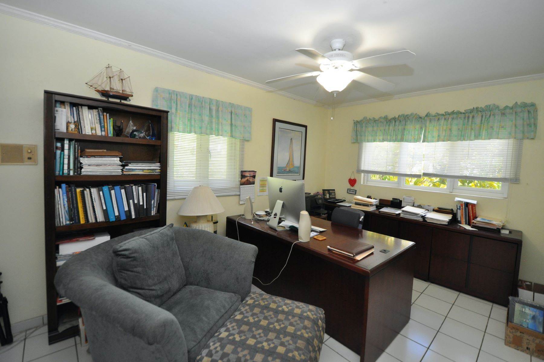 16. Single Family Homes for Sale at San Souci, Eastern Road, Nassau and Paradise Island Bahamas