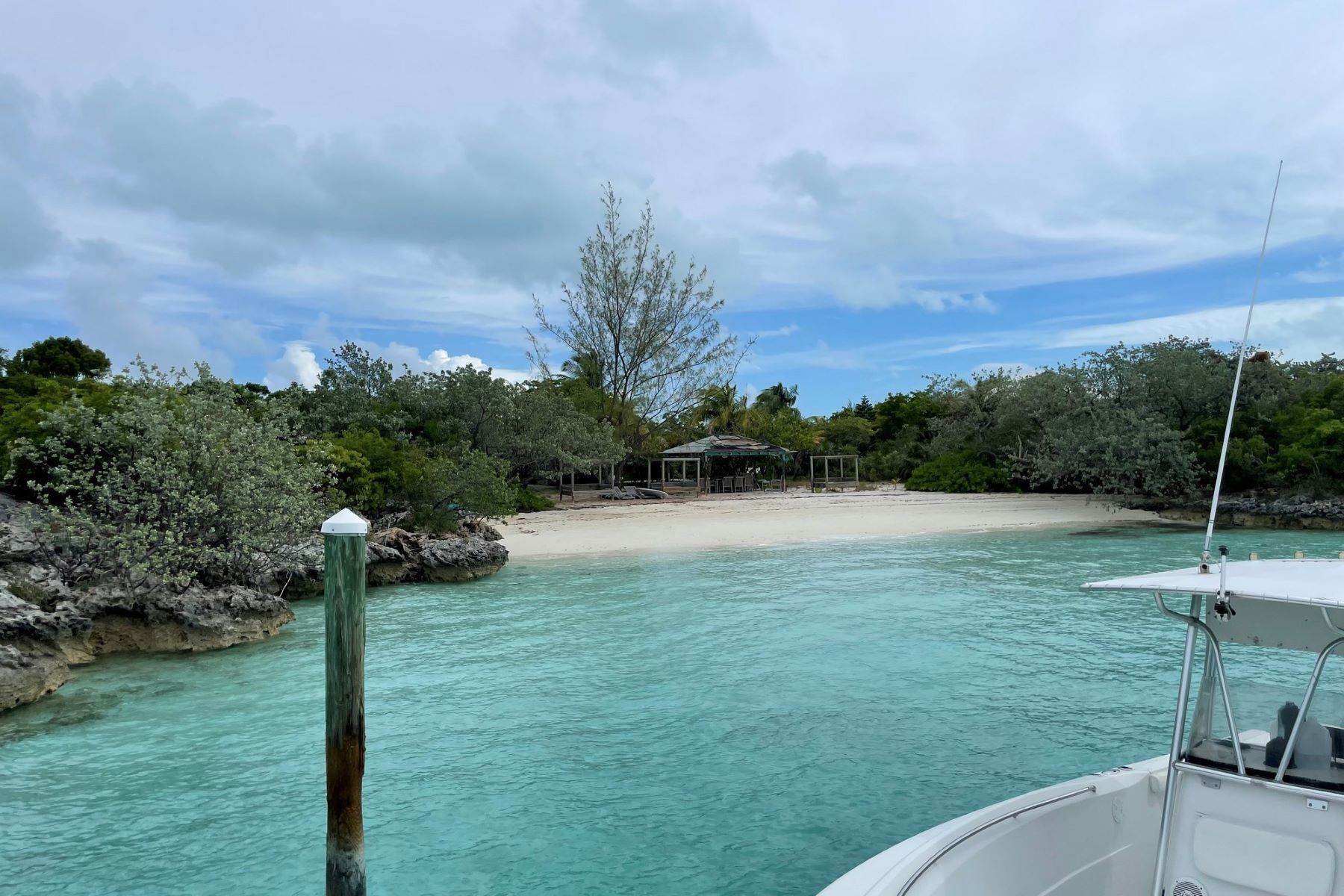 6. Private Islands for Sale at Exuma Cays, Exuma Bahamas