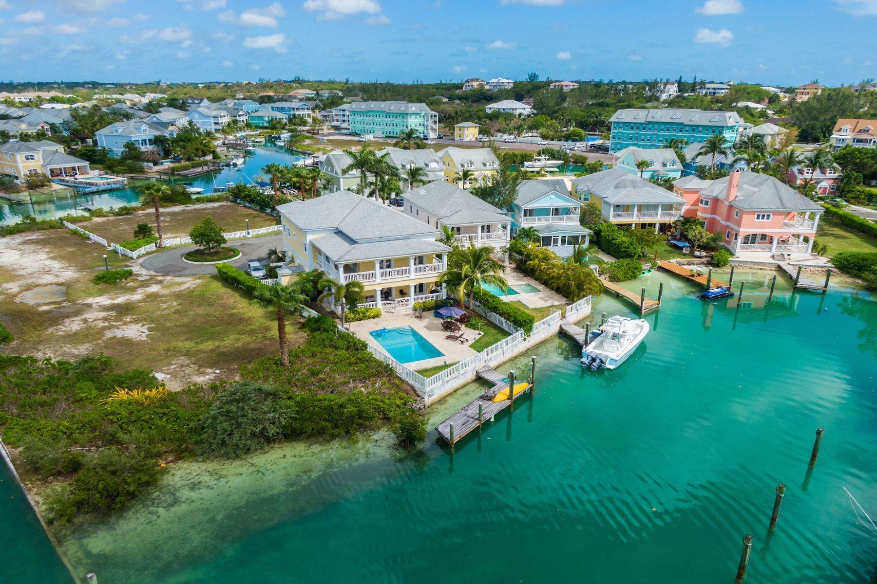 25. Single Family Homes for Sale at 15 Watercolour Cay, Sandyport Sandyport, Cable Beach, Nassau and Paradise Island Bahamas