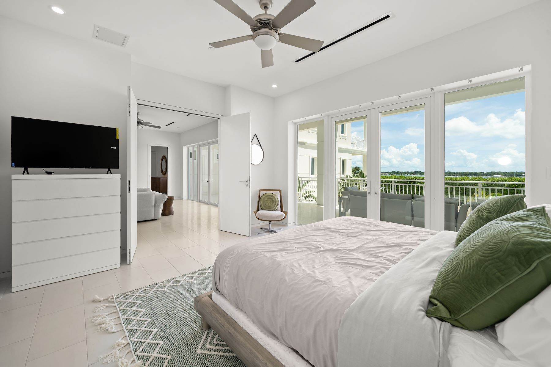 2. Condominiums for Sale at One Ocean, Paradise Island, Nassau and Paradise Island Bahamas