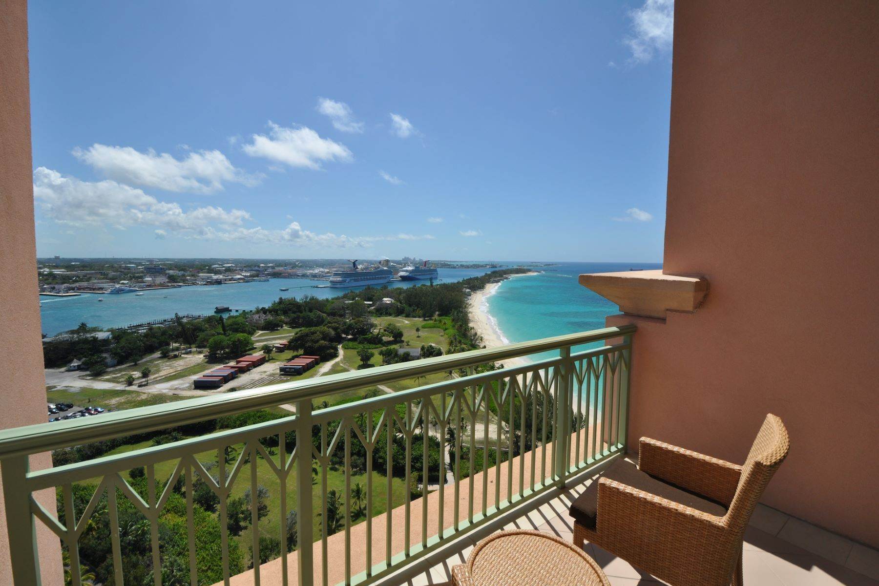 29. Condominiums for Sale at The Reef 22-917 & 919 Penthouse The Reef At Atlantis, Paradise Island, Nassau and Paradise Island Bahamas