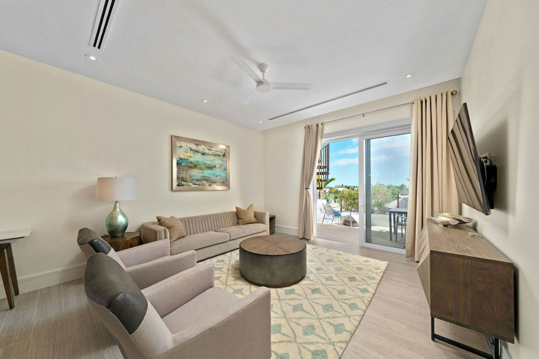 11. Condominiums for Sale at Penthouse 8 at Thirty Six Paradise Island, Nassau and Paradise Island Bahamas