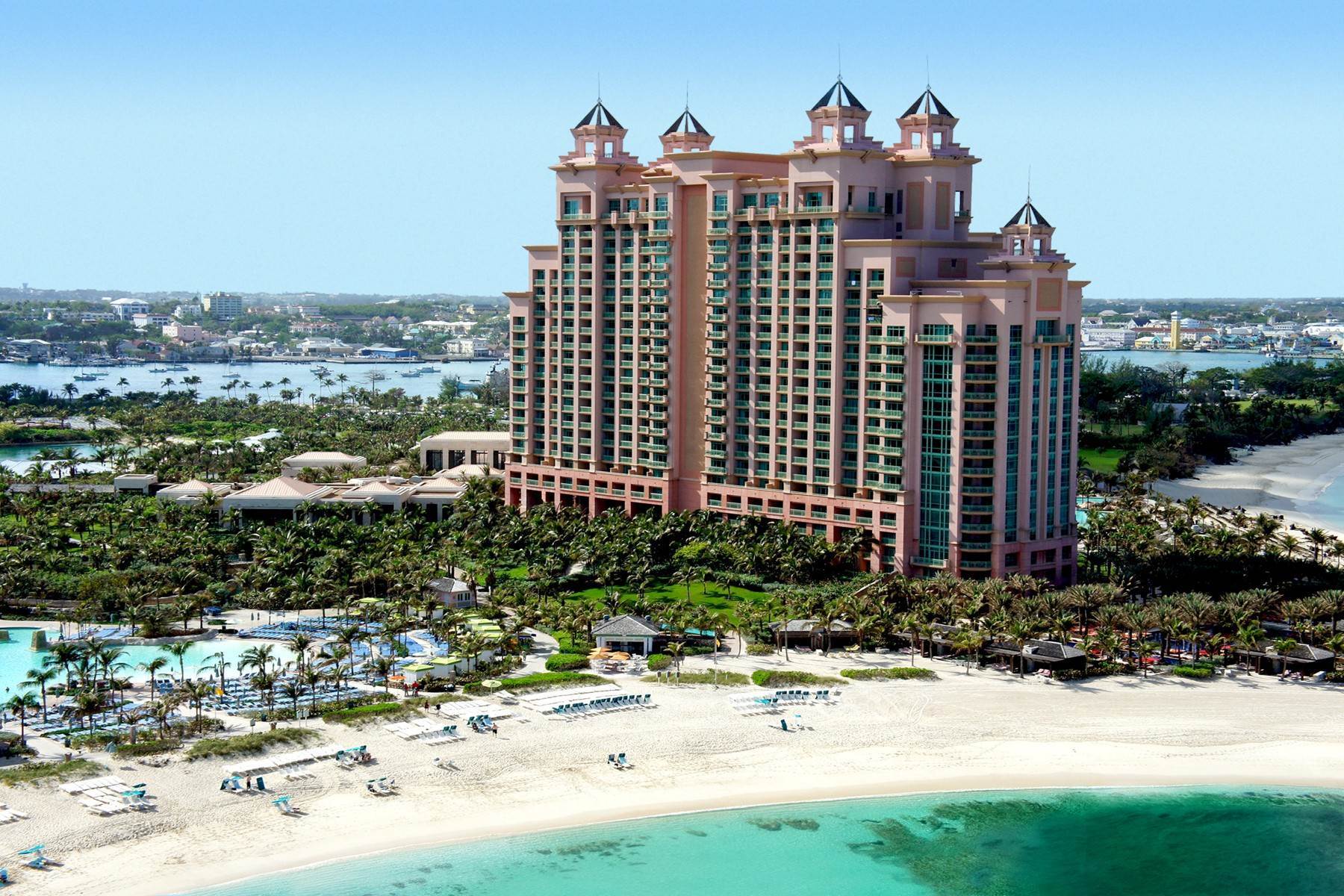 3. Condominiums for Sale at Paradise Island, Nassau and Paradise Island Bahamas