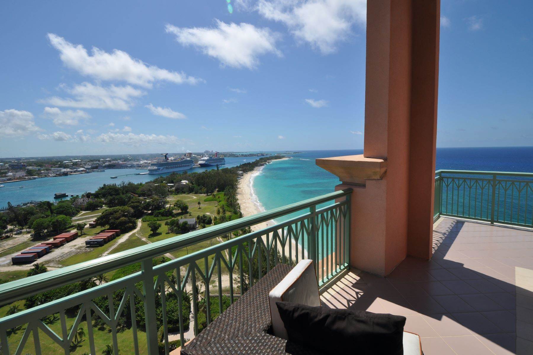 11. Condominiums for Sale at The Reef 22-917 & 919 Penthouse The Reef At Atlantis, Paradise Island, Nassau and Paradise Island Bahamas