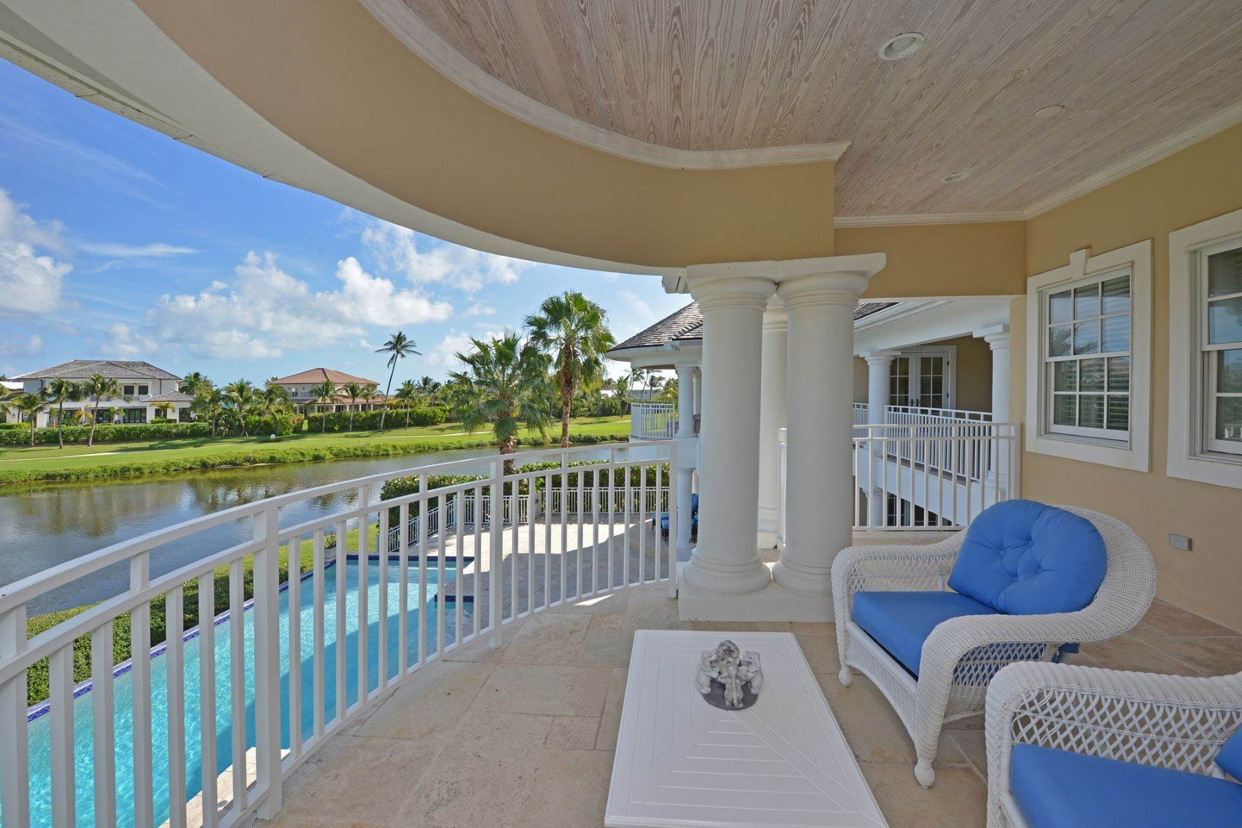 28. Single Family Homes at Ocean Club Estates, Paradise Island, Nassau and Paradise Island Bahamas