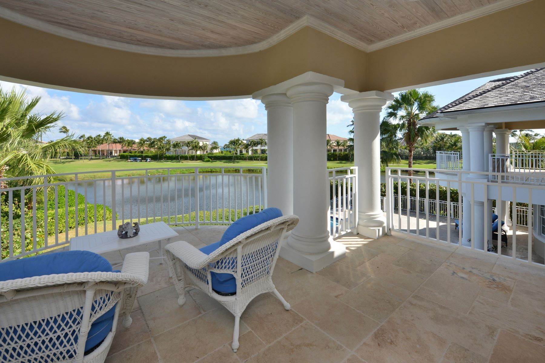 27. Single Family Homes at Ocean Club Estates, Paradise Island, Nassau and Paradise Island Bahamas