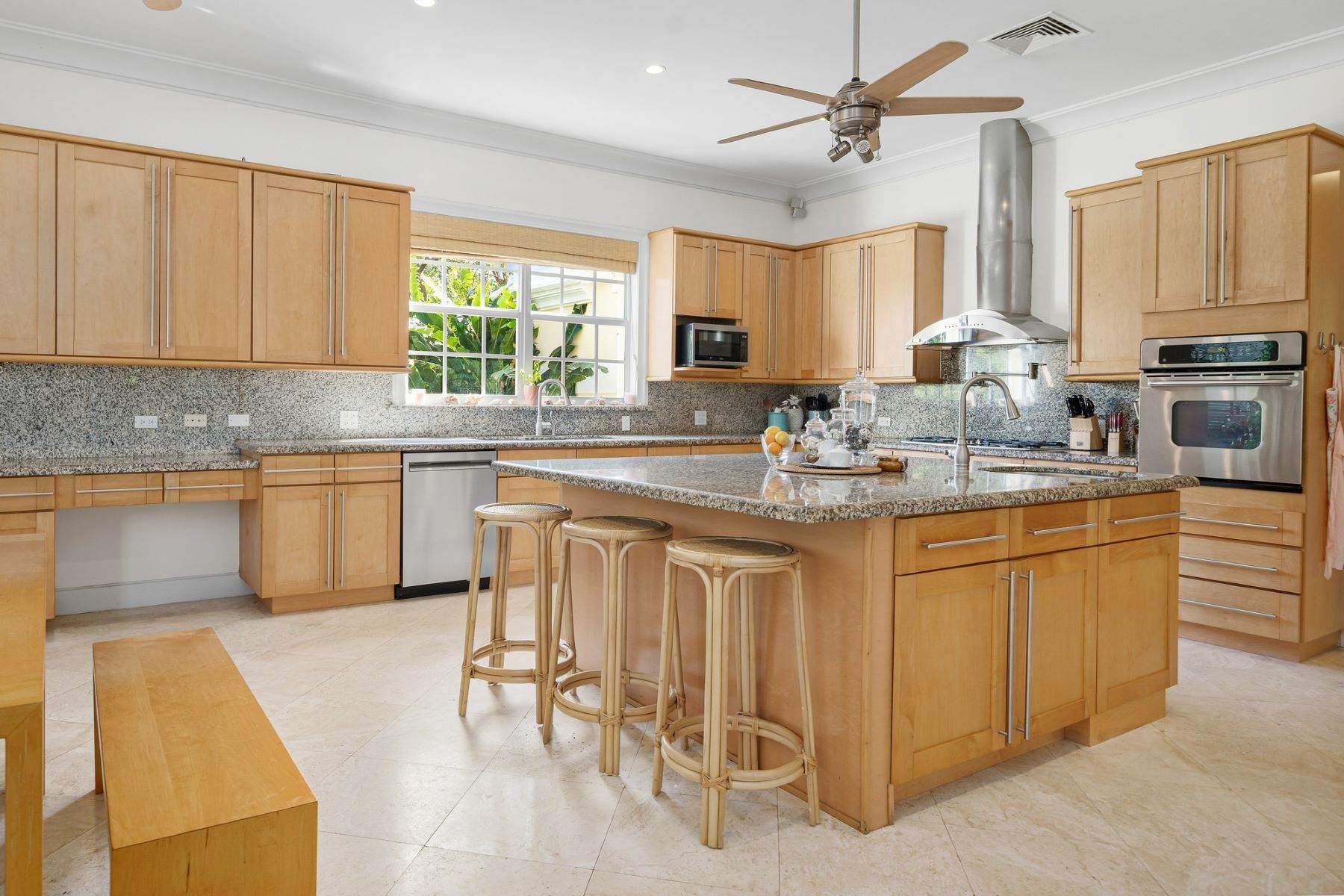 8. Single Family Homes for Sale at Brighton Villa Lyford Cay, Nassau and Paradise Island Bahamas