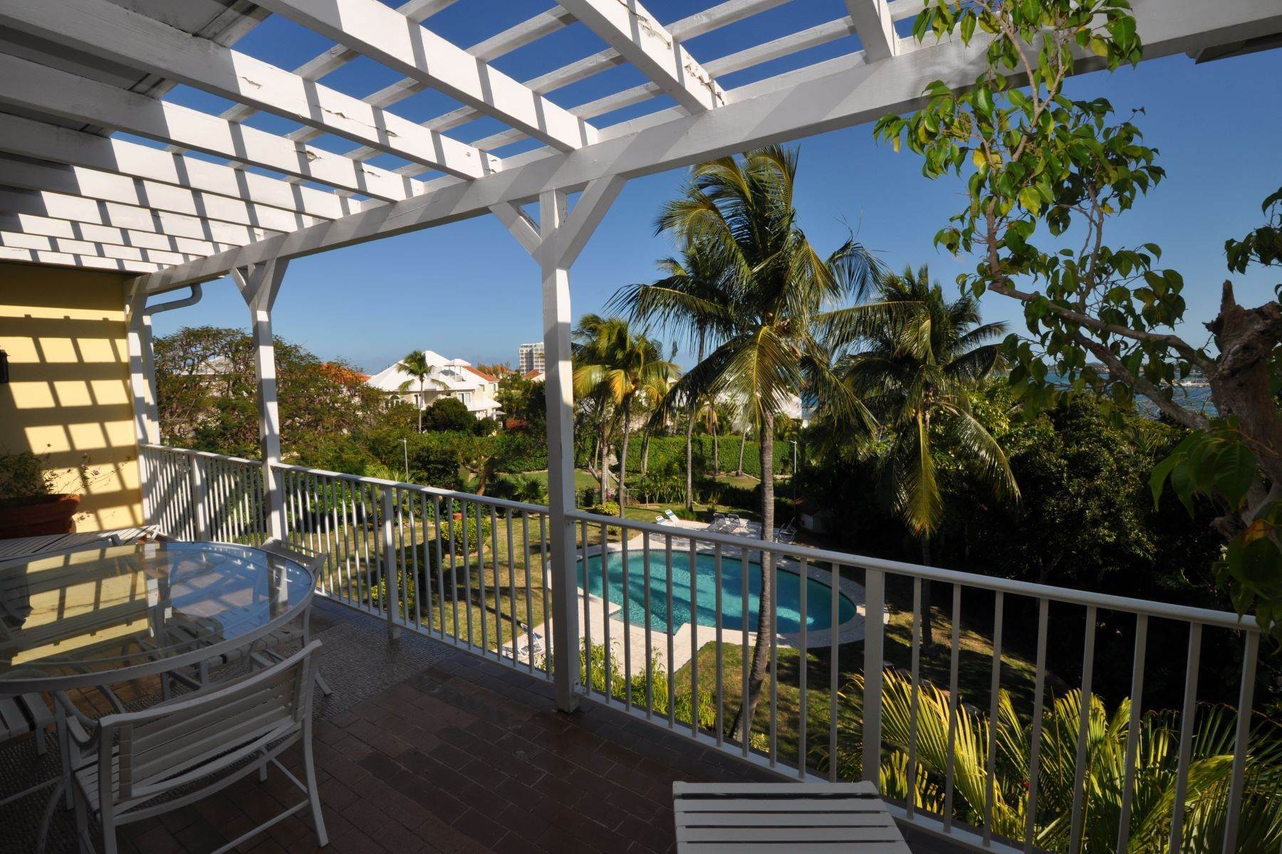 7. Condominiums for Sale at Paradise Island, Nassau and Paradise Island Bahamas